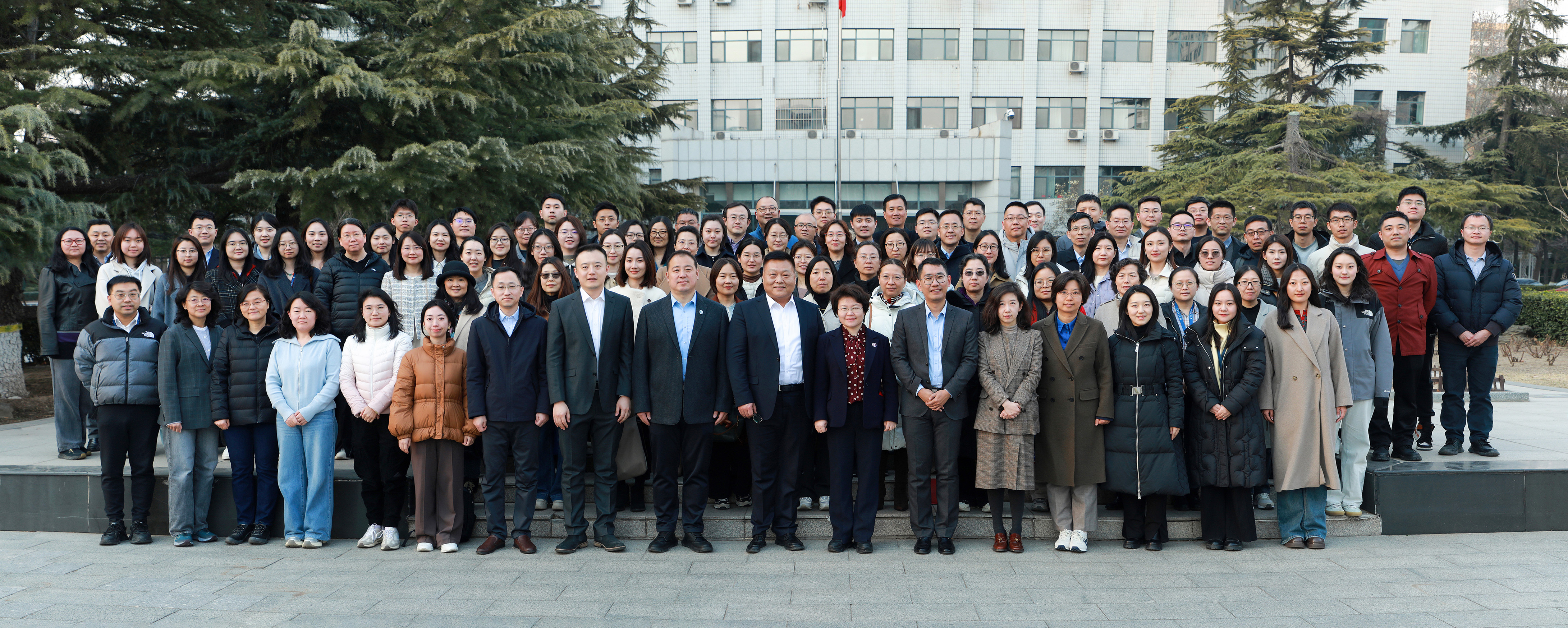 赌博app下载
合影5.jpg